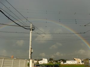 『空には・・・🌈』